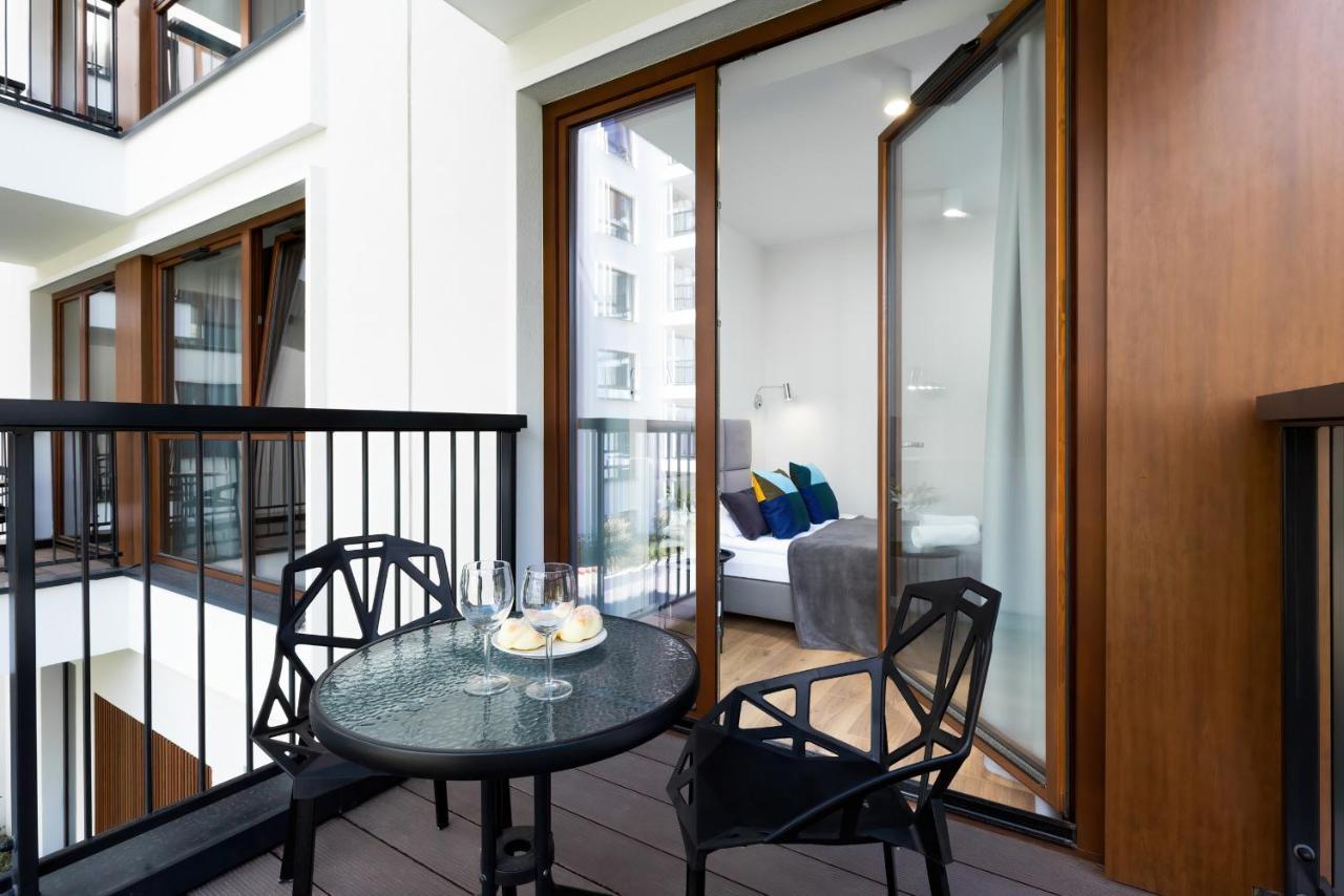 Apartments Browary Warszawskie By Noclegi Renters Varsovia Exterior foto
