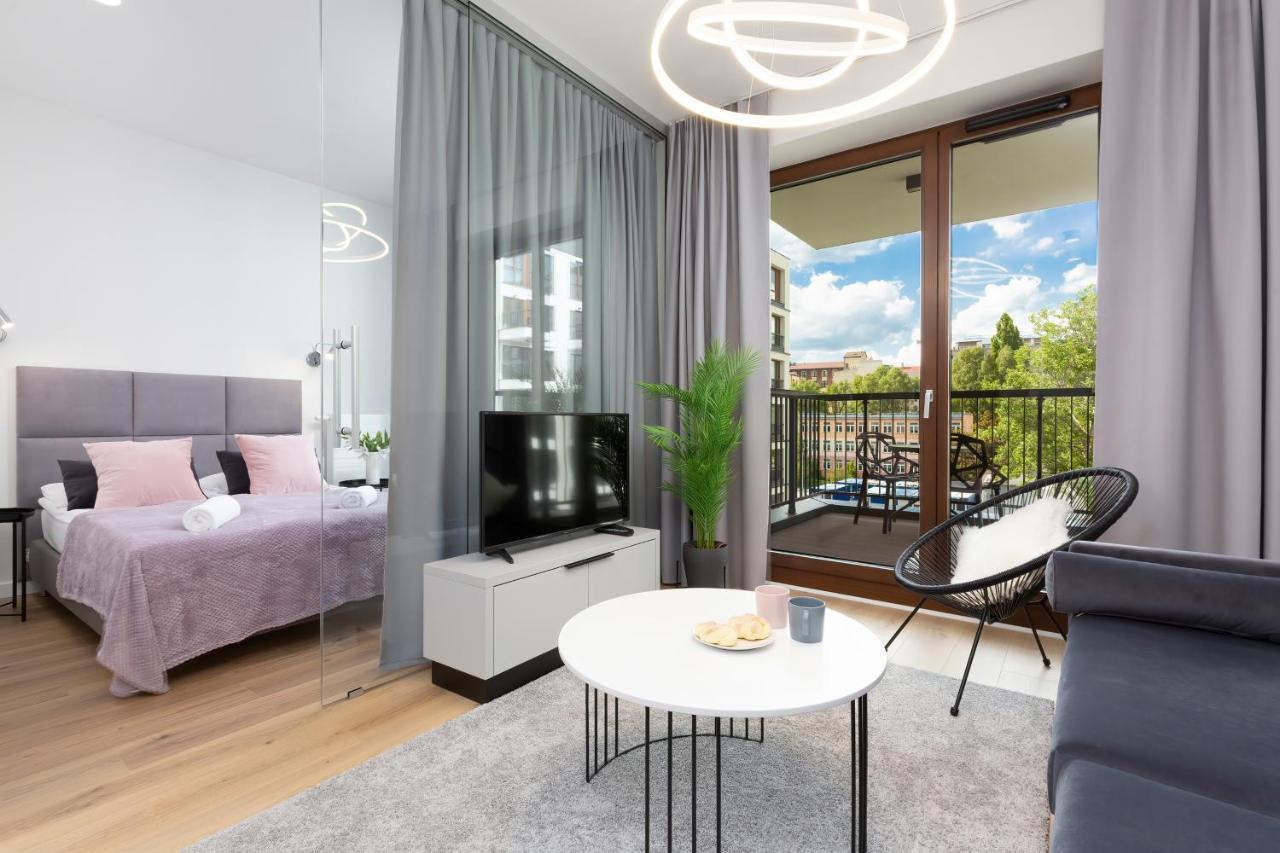 Apartments Browary Warszawskie By Noclegi Renters Varsovia Exterior foto